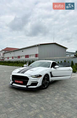 Купе Ford Mustang 2020 в 