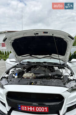 Купе Ford Mustang 2020 в 