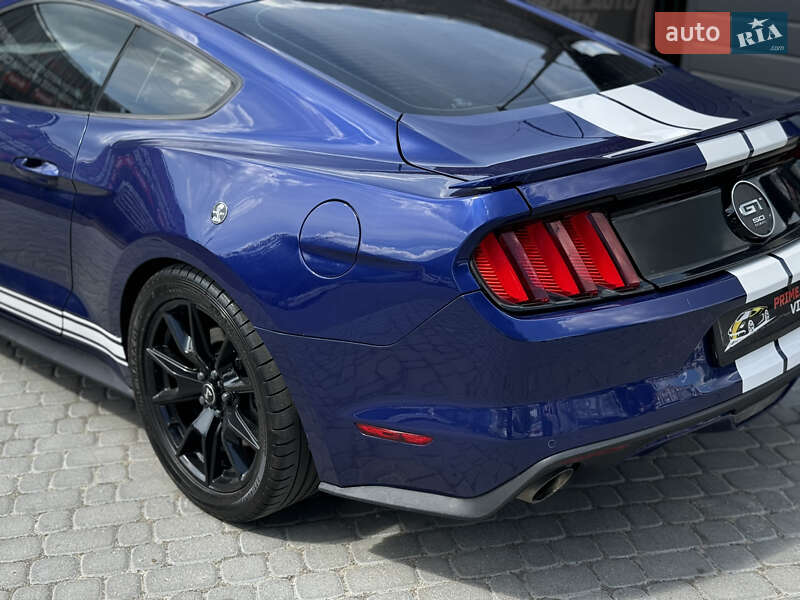 Купе Ford Mustang 2015 в Виннице