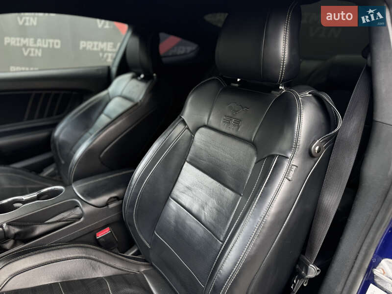 Купе Ford Mustang 2015 в Виннице