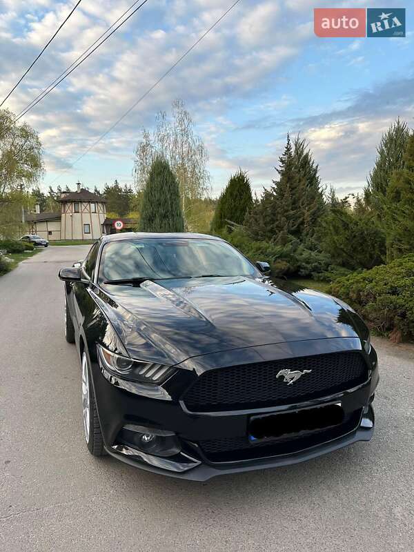 Купе Ford Mustang 2015 в Днепре