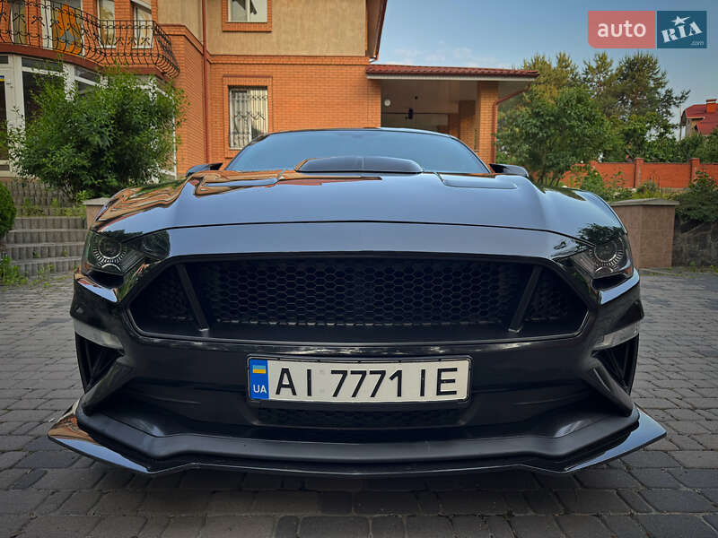 Купе Ford Mustang 2018 в Києві