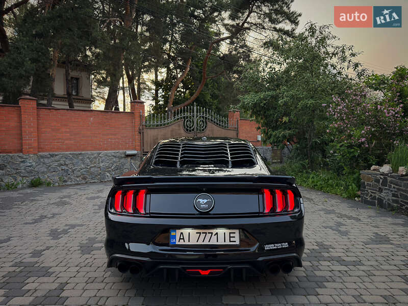 Купе Ford Mustang 2018 в Києві