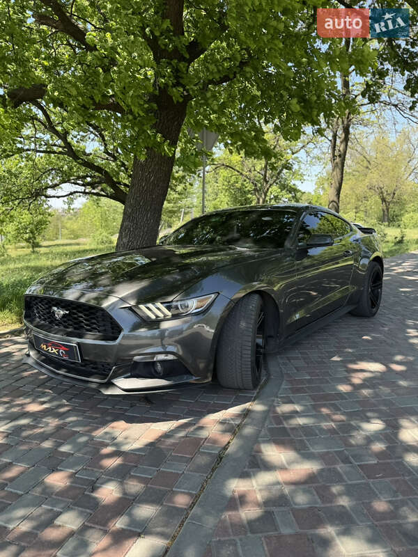 Купе Ford Mustang 2015 в Кропивницком фото 14 Купе Ford Mustang 2015 в Кропивницком