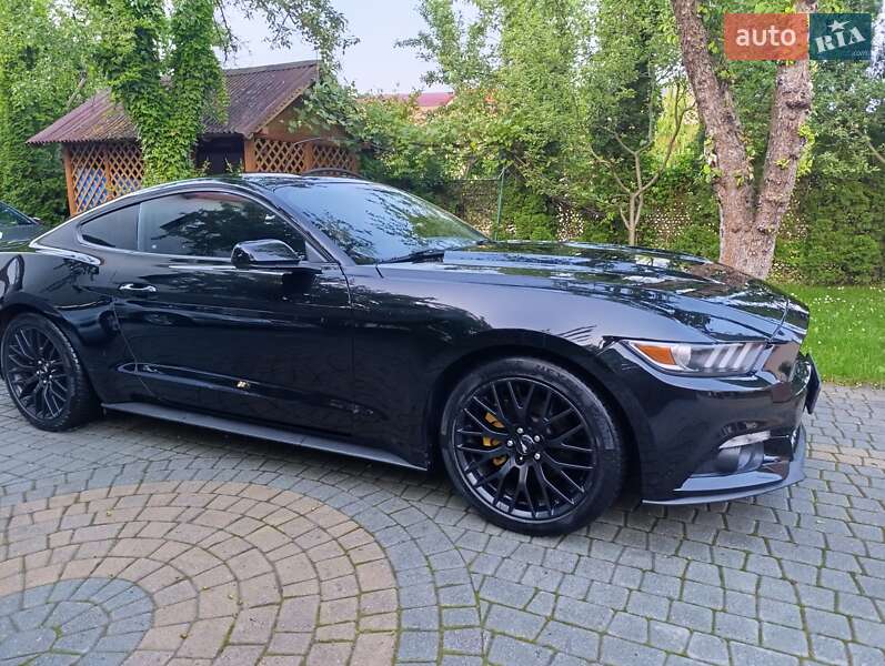 Купе Ford Mustang 2016 в Коломые