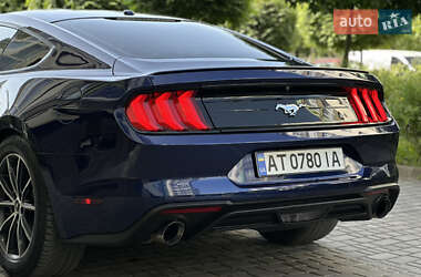 Купе Ford Mustang 2018 в 