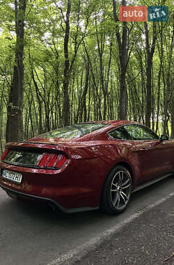 Купе Ford Mustang 2017 в 