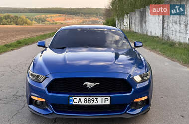 Купе Ford Mustang 2016 в 