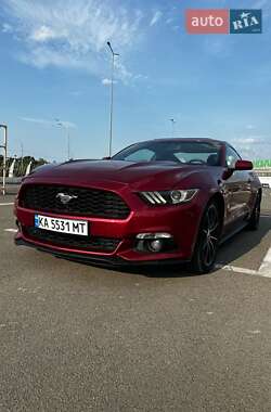 Купе Ford Mustang 2015 в 