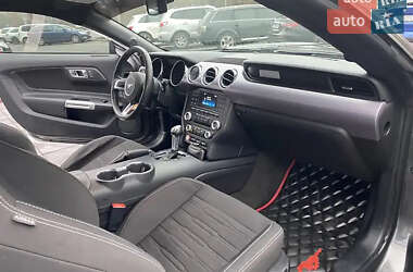 Купе Ford Mustang 2017 в 