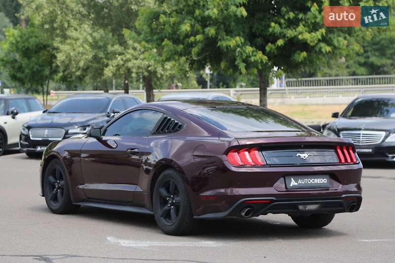Купе Ford Mustang 2018 в Киеве