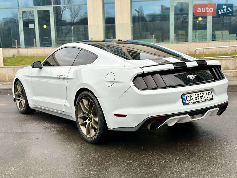 Купе Ford Mustang 2015 в Днепре фото 14 Купе Ford Mustang 2015 в Днепре