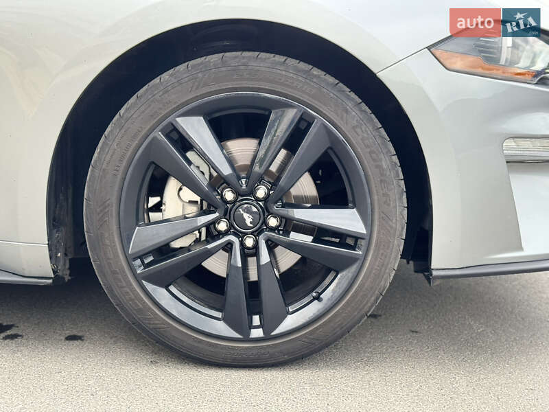 Купе Ford Mustang 2021 в Умани