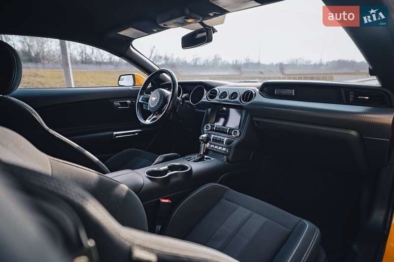 Купе Ford Mustang 2019 в Киеве