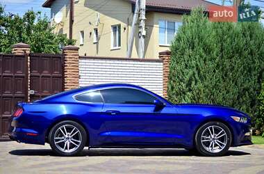 Купе Ford Mustang 2016 в 