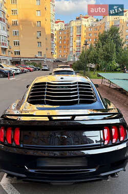 Купе Ford Mustang 2018 в 