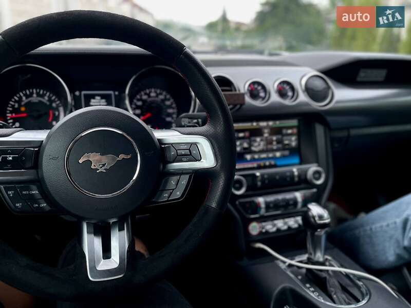 Купе Ford Mustang 2014 в Кременчуге