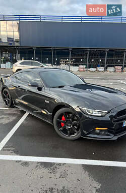 Купе Ford Mustang 2017 в 