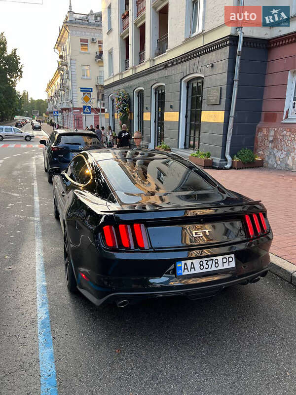 Купе Ford Mustang 2017 в Чернигове