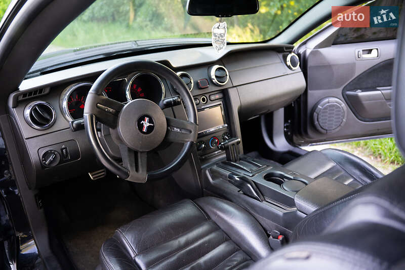 Купе Ford Mustang 2008 в Емильчине