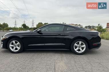 Купе Ford Mustang 2018 в 