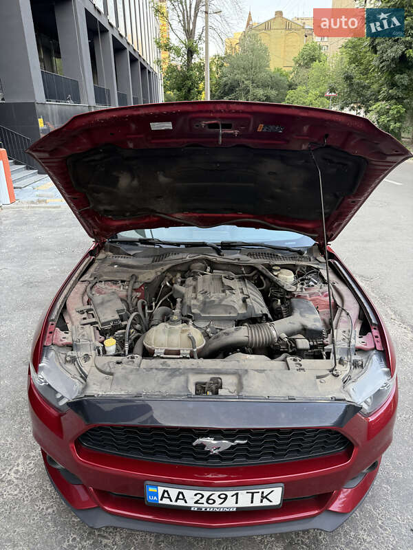 Купе Ford Mustang 2016 в Киеве