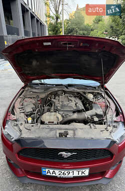 Купе Ford Mustang 2016 в 