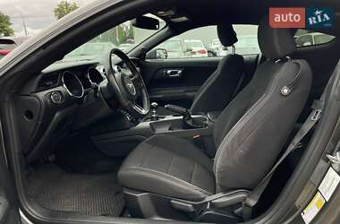 Купе Ford Mustang 2017 в 