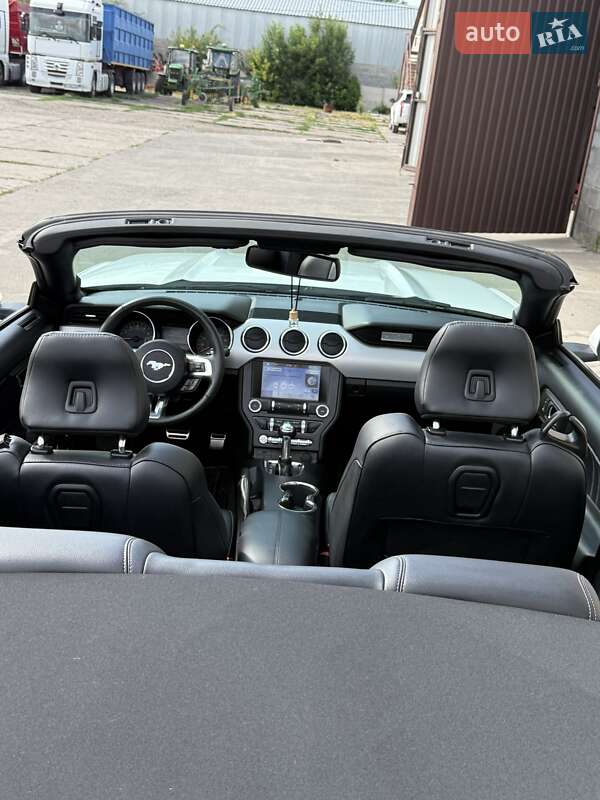 Кабриолет Ford Mustang 2016 в Кривом Роге фото 18 Кабриолет Ford Mustang 2016 в Кривом Роге