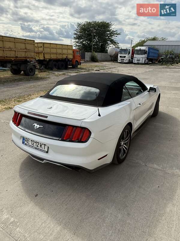 Кабриолет Ford Mustang 2016 в Кривом Роге фото 13 Кабриолет Ford Mustang 2016 в Кривом Роге