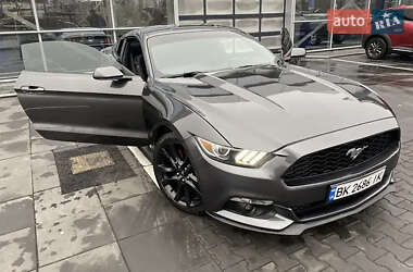 Купе Ford Mustang 2017 в Ровно