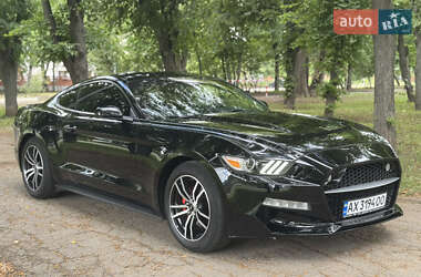 Купе Ford Mustang 2015 в Харкові