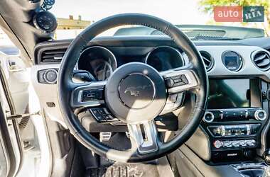 Купе Ford Mustang 2016 в 