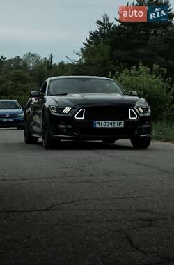 Купе Ford Mustang 2015 в Кременчуці