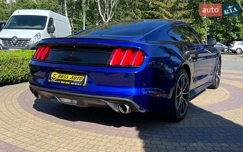 Купе Ford Mustang 2015 в Львове