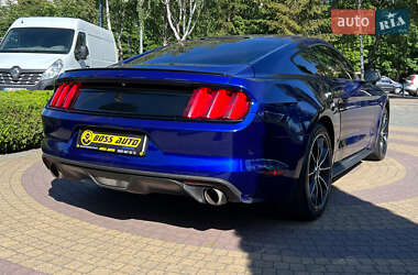 Купе Ford Mustang 2015 в 