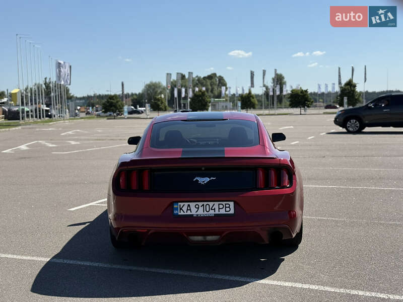 Купе Ford Mustang 2015 в Києві фото 6 Купе Ford Mustang 2015 в Києві