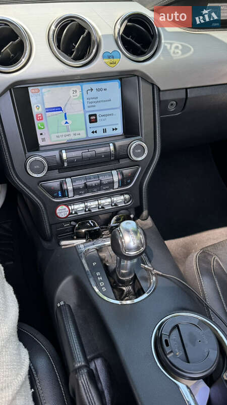 Кабриолет Ford Mustang 2015 в Киеве