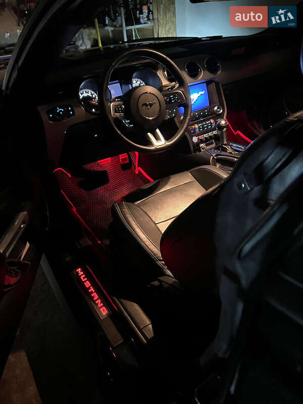 Купе Ford Mustang 2017 в Чернигове
