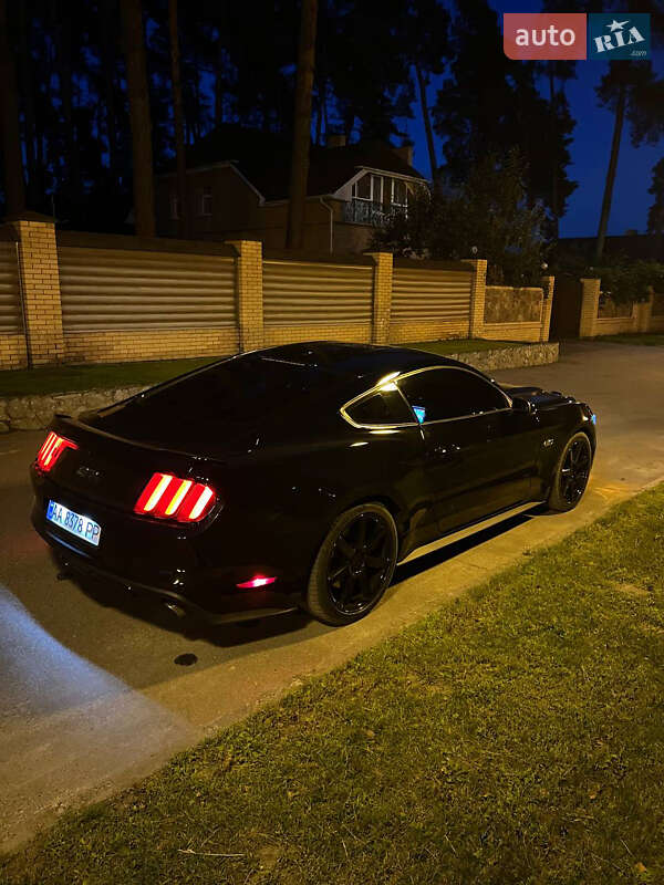 Купе Ford Mustang 2017 в Чернигове