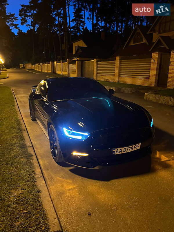 Купе Ford Mustang 2017 в Чернигове