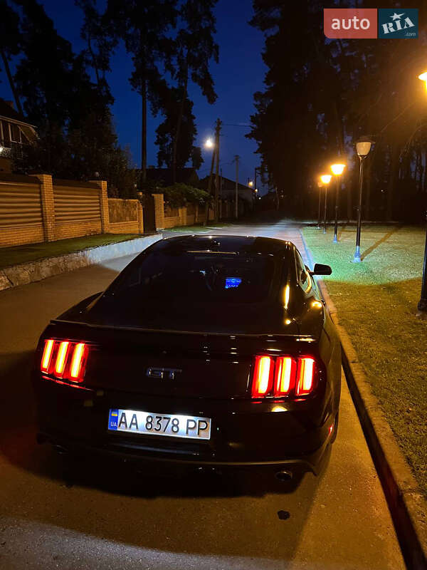 Купе Ford Mustang 2017 в Чернигове