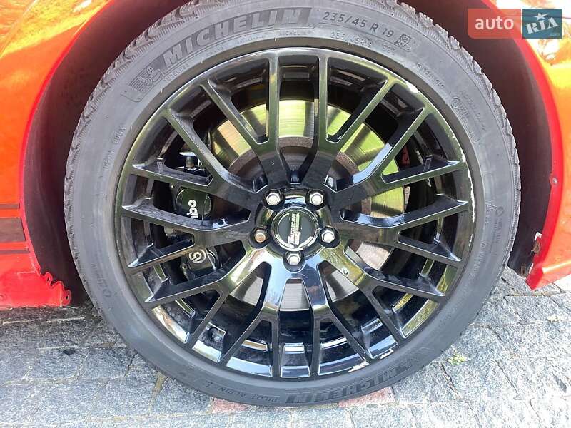 Купе Ford Mustang 2012 в Киеве