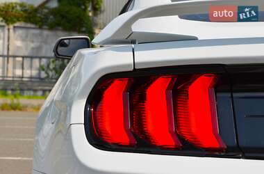 Купе Ford Mustang 2018 в 
