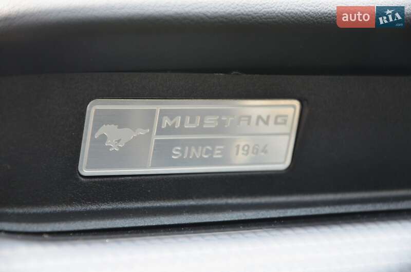 Купе Ford Mustang 2018 в Киеве фото 34 Купе Ford Mustang 2018 в Киеве