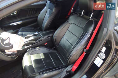 Купе Ford Mustang 2015 в 