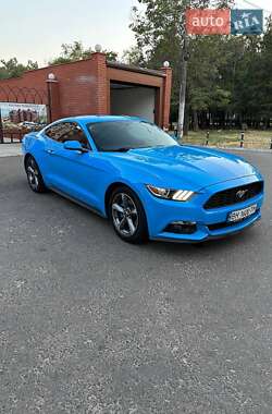Купе Ford Mustang 2016 в 