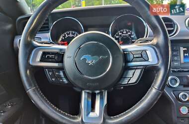 Купе Ford Mustang 2015 в 