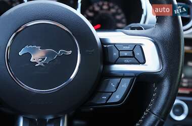 Купе Ford Mustang 2015 в 