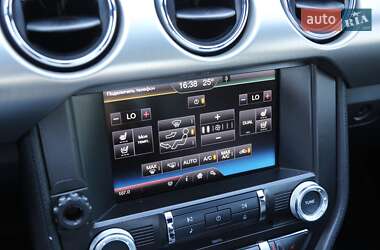 Купе Ford Mustang 2015 в 